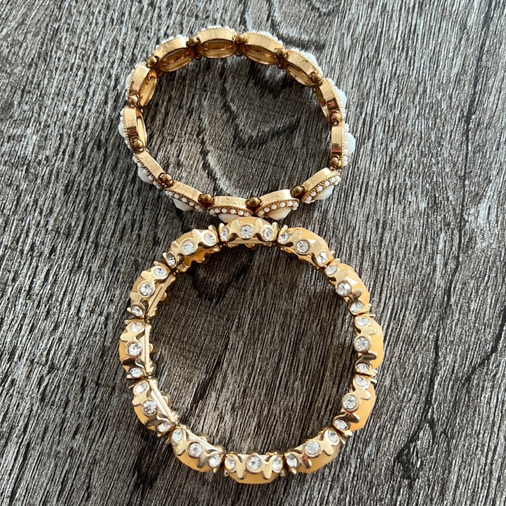 Bracelets - Picture 2 of 4